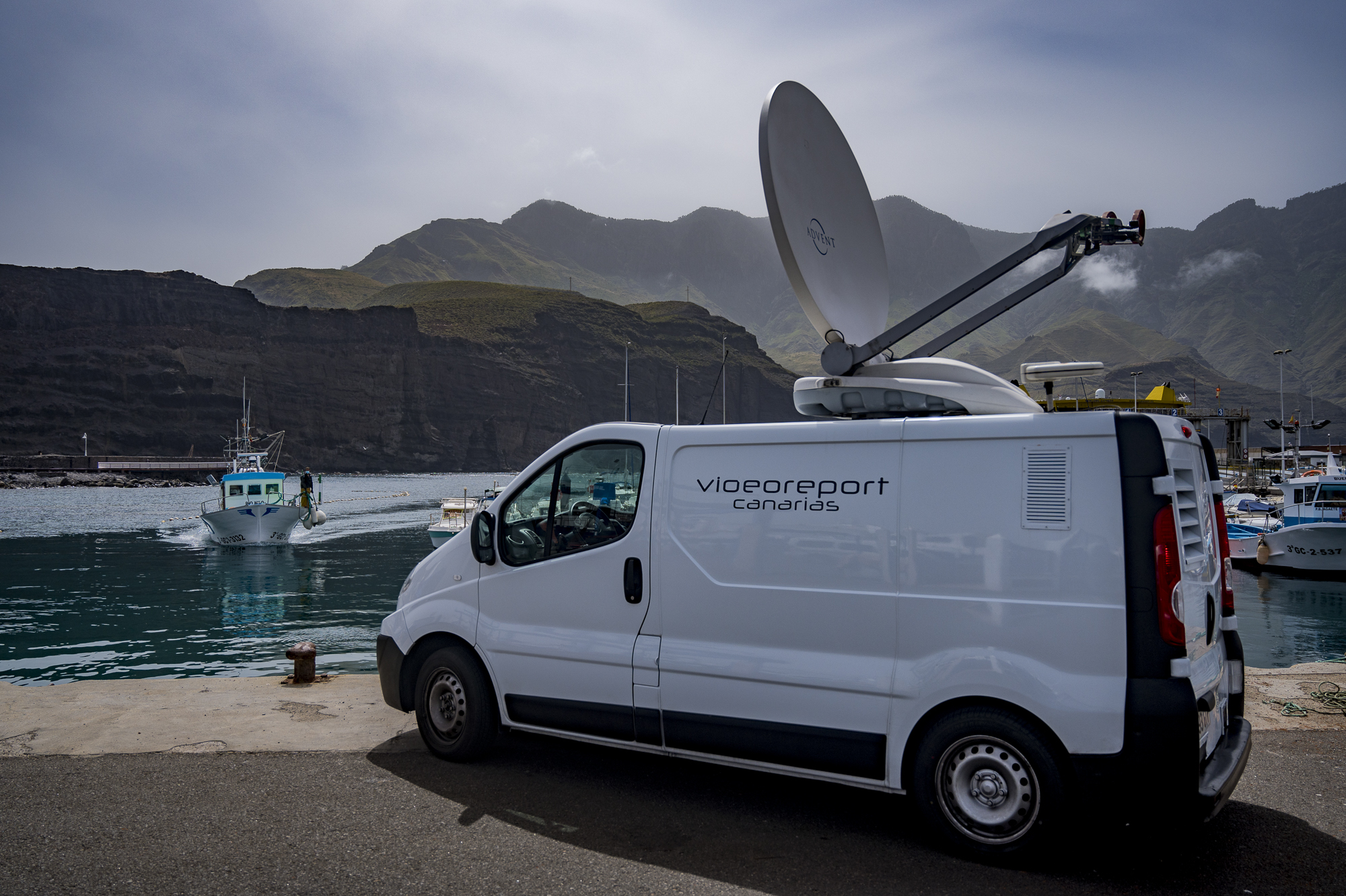 DSNG Satellite Broadcast Units