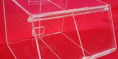 Caramelera Doble de Metacrilato con Separador – 25 x 25 x 18 cm