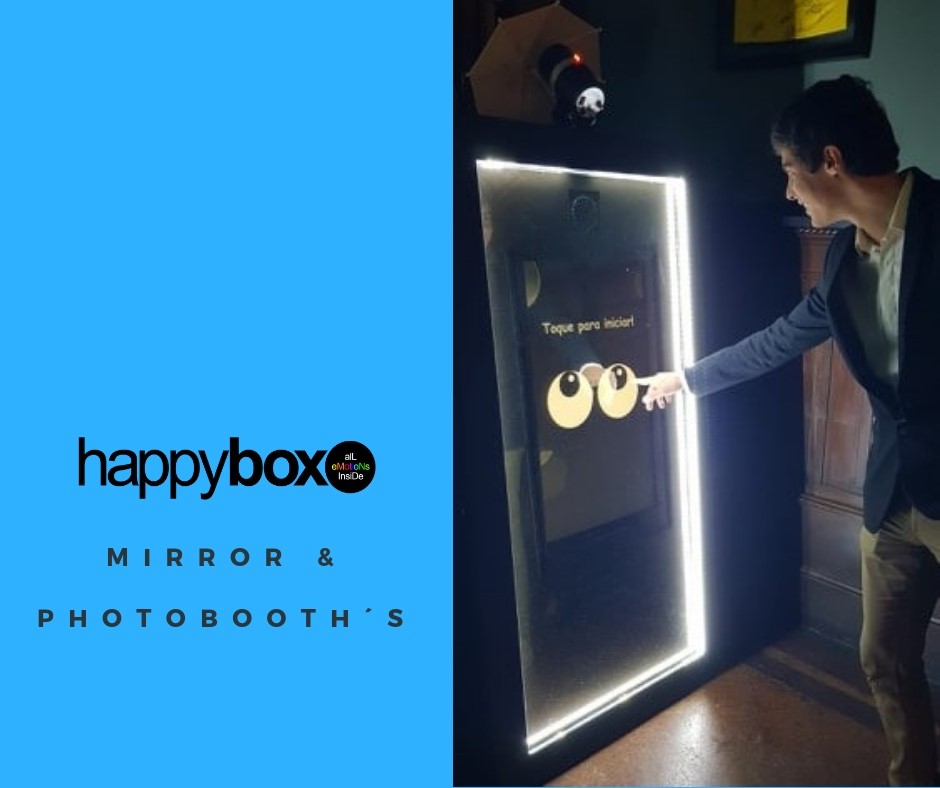 Mirror booth