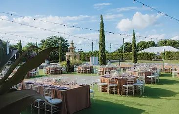 Bistro Garden Courtyard