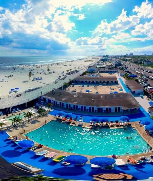Private Cabanas