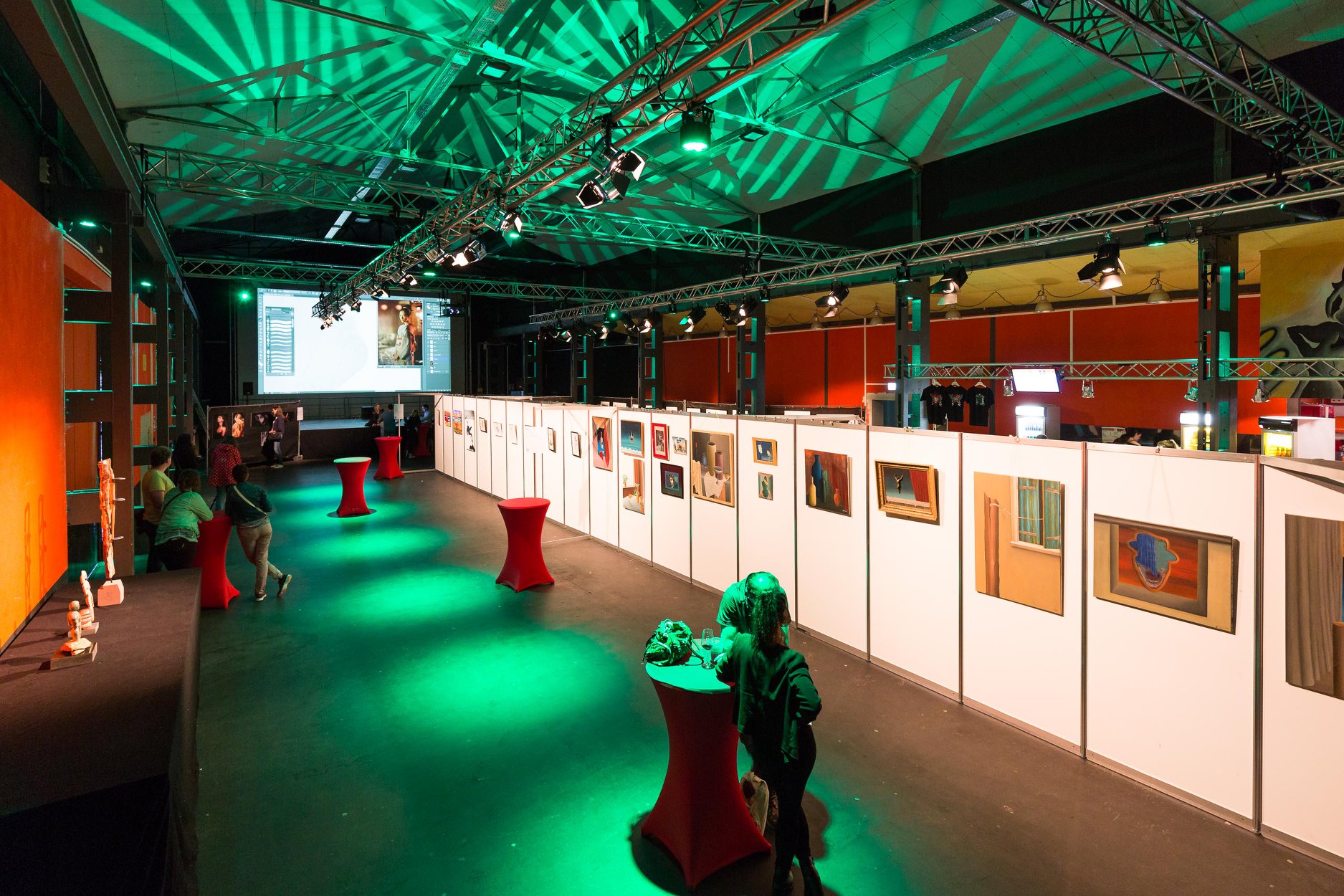 Halle 101