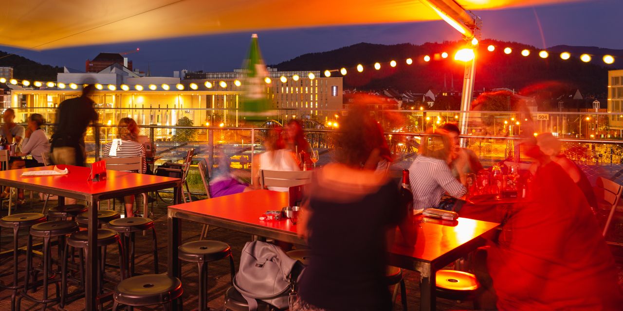 Restaurant HERMANN – Eventlocation mit Dachterrasse