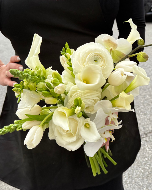 "Lucios White" Bridal Bouquet