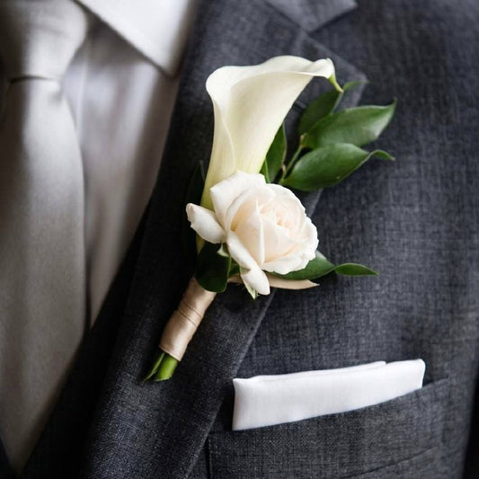 Calla Lily & Rose Boutonnière
