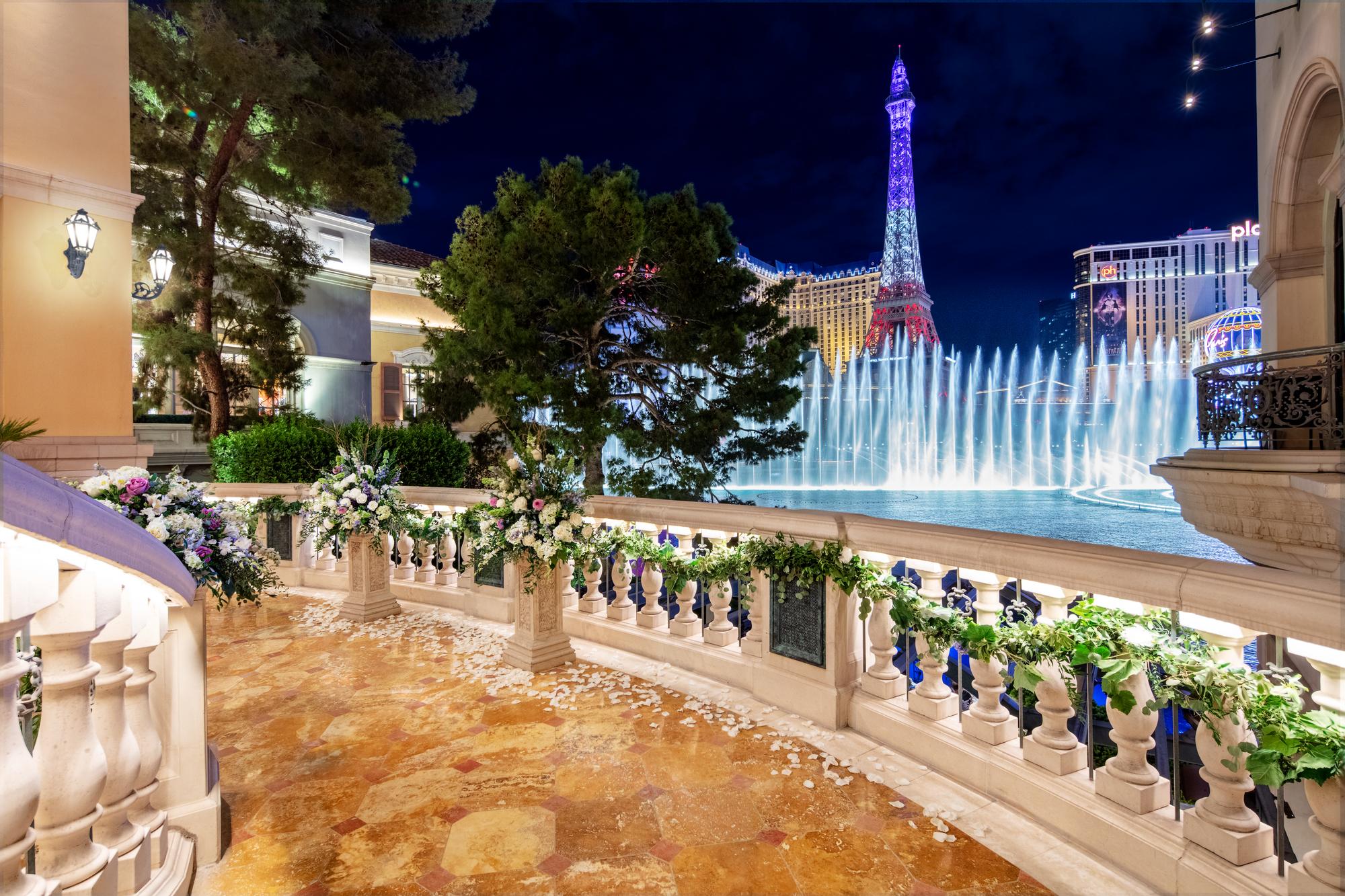 Cosa Bella – Fountain Courtyard Ceremonies