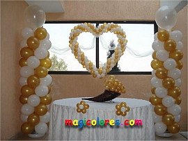 Balloon Columns for Weddings