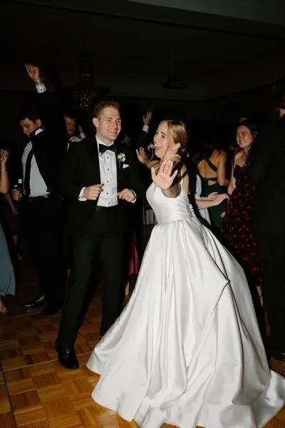 Wedding DJ Service