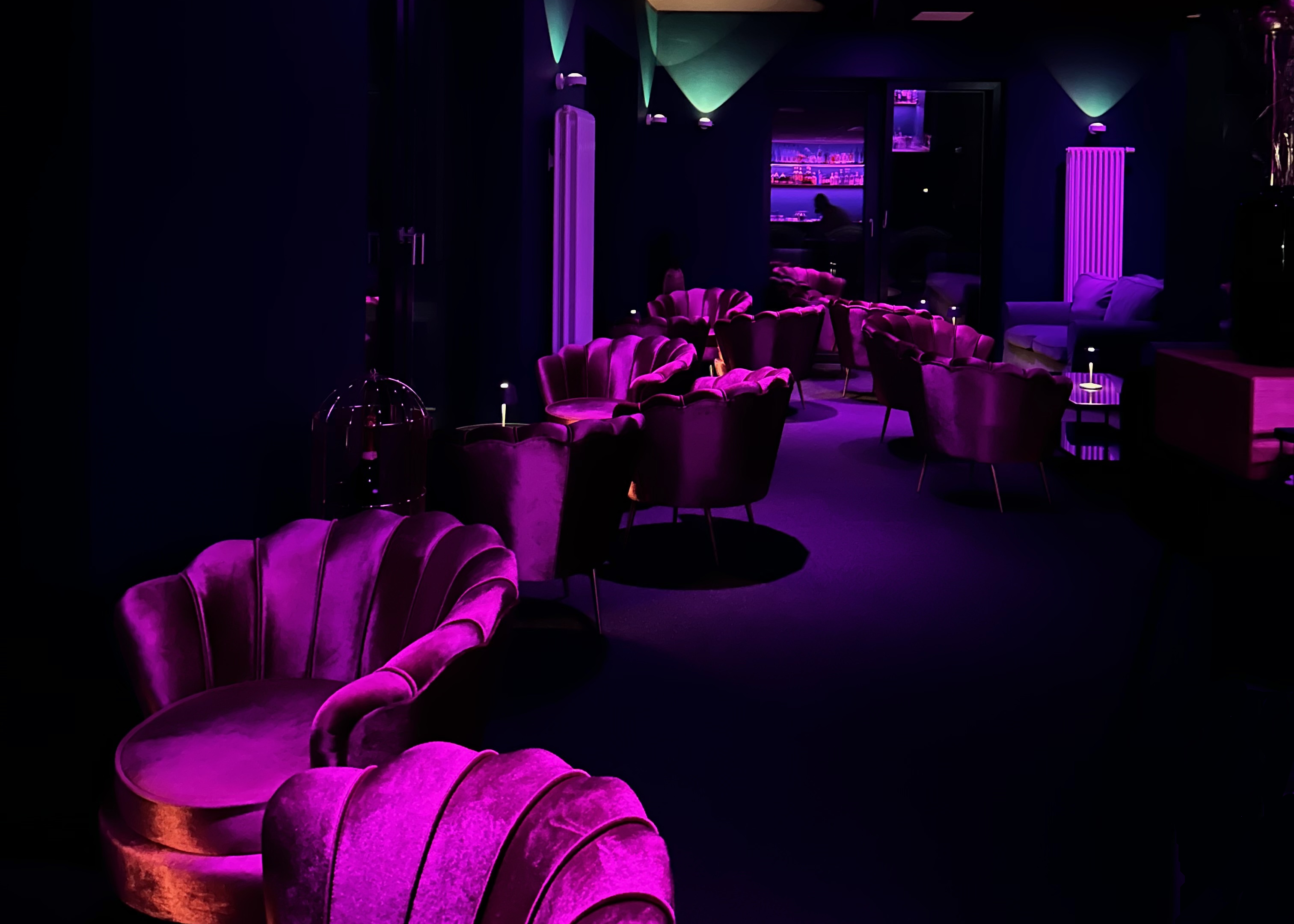 Bar SEVEN