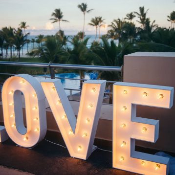 Letras LOVE Iluminadas
