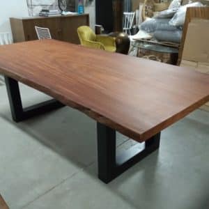 Mesa de comedor de madera Tali
