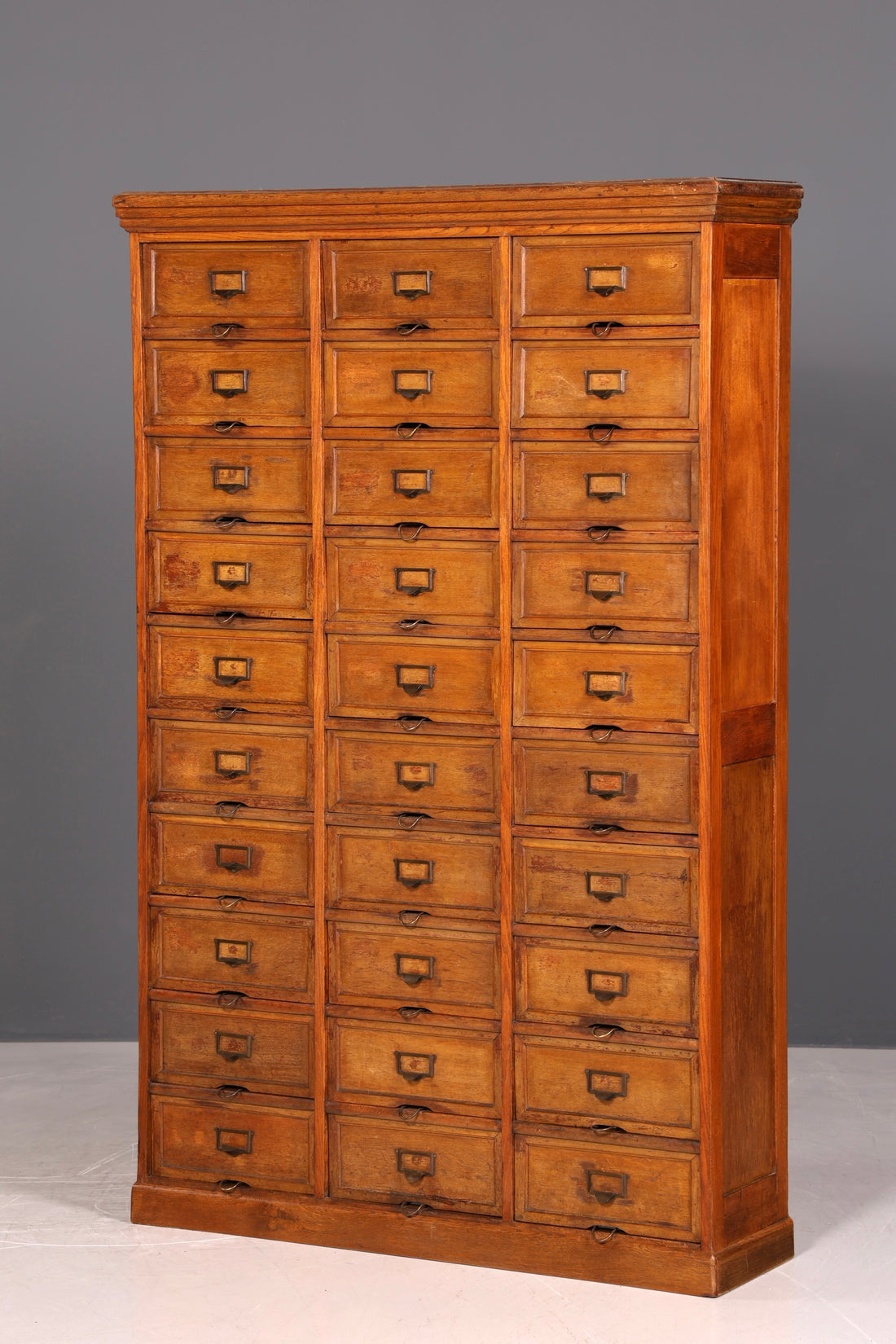 Wunderschöne XXL Mid Century Kommode Vintage Bauhaus Apotheker Schrank