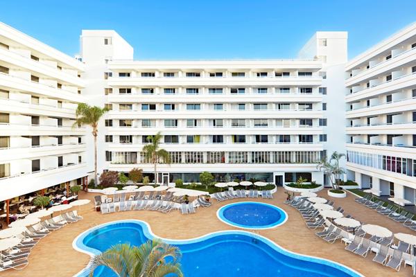 Suite Pool View