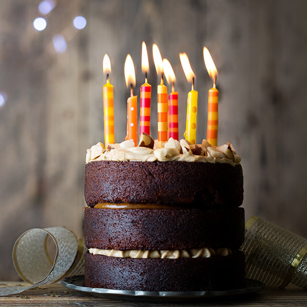 Deluxe Cakes