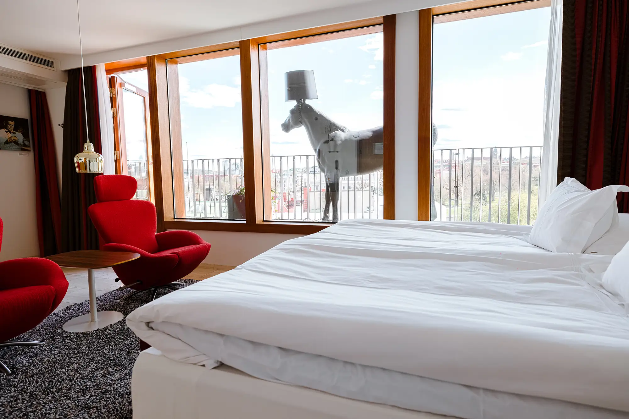 Hotel Rooms & Suites at Avalon Hotel