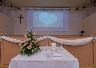 Blumendeko für Hochzeit