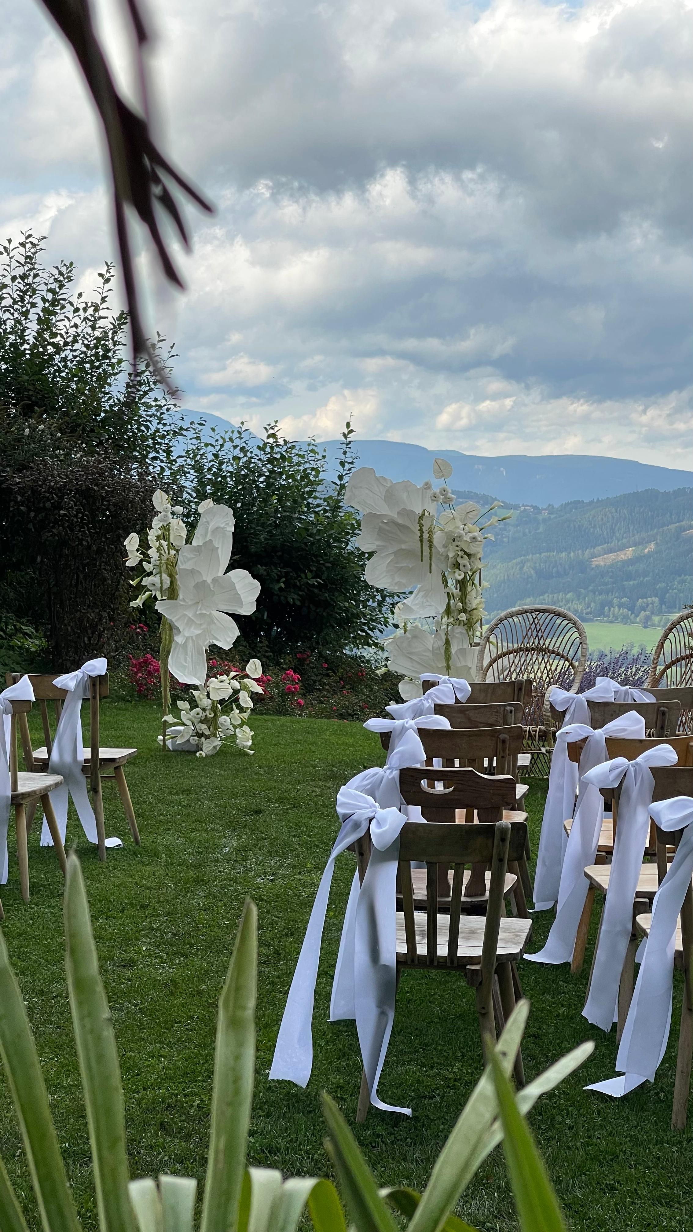 Kirchenschmuck & Zeremoniedekoration