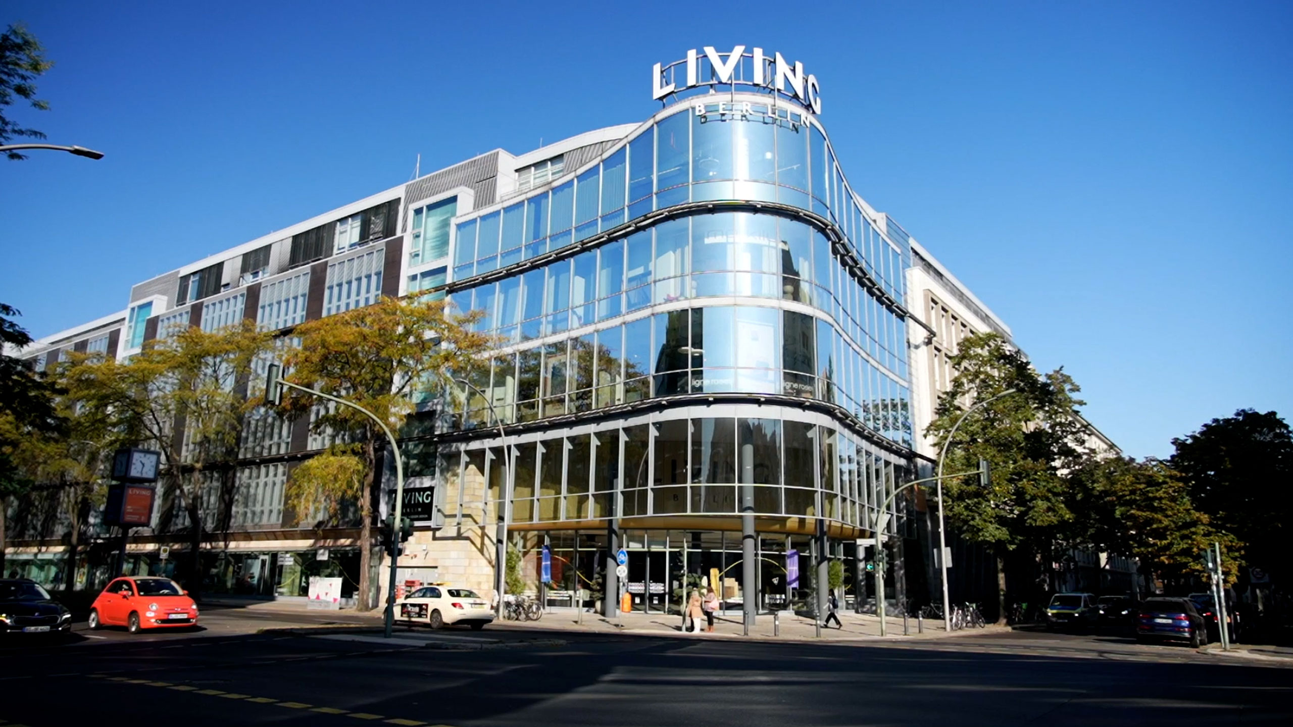 LIVING BERLIN