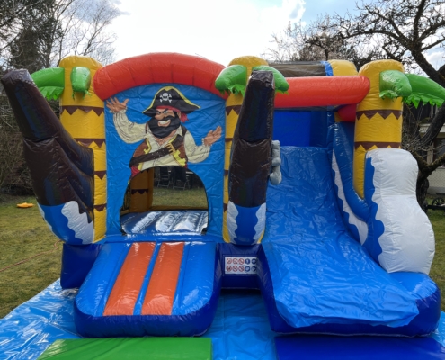 Hüpfburg Piraten
