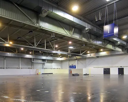 Halle 1