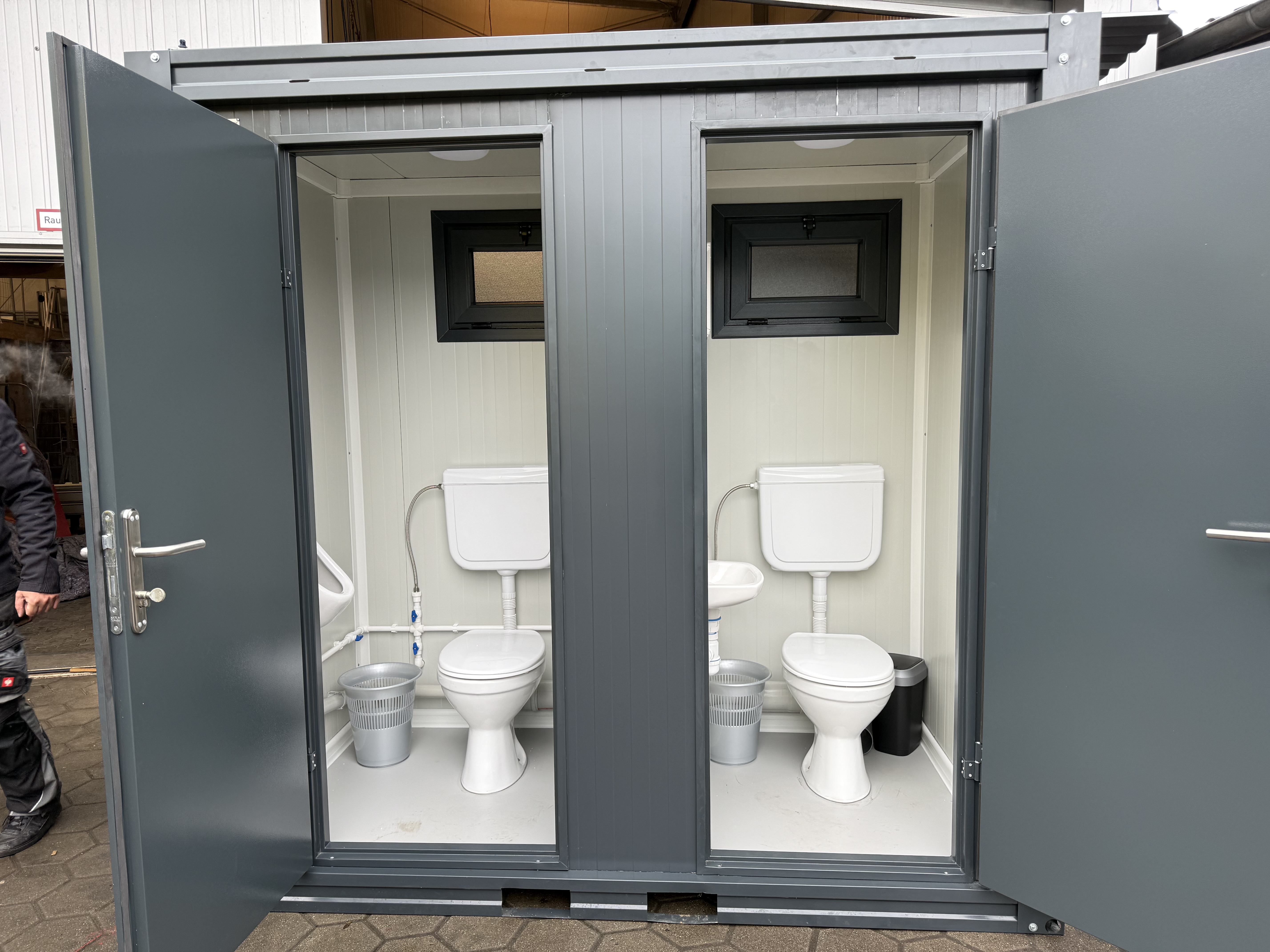 Kleiner WC-Container