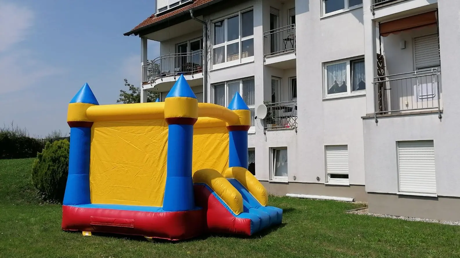 Hüpfburg mieten