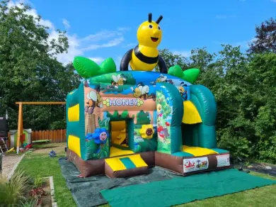 Hüpfburg Bienenkönigin