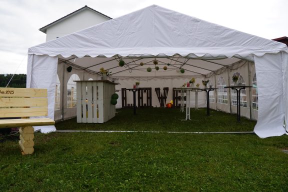 Partyzelt 6 x 8 m