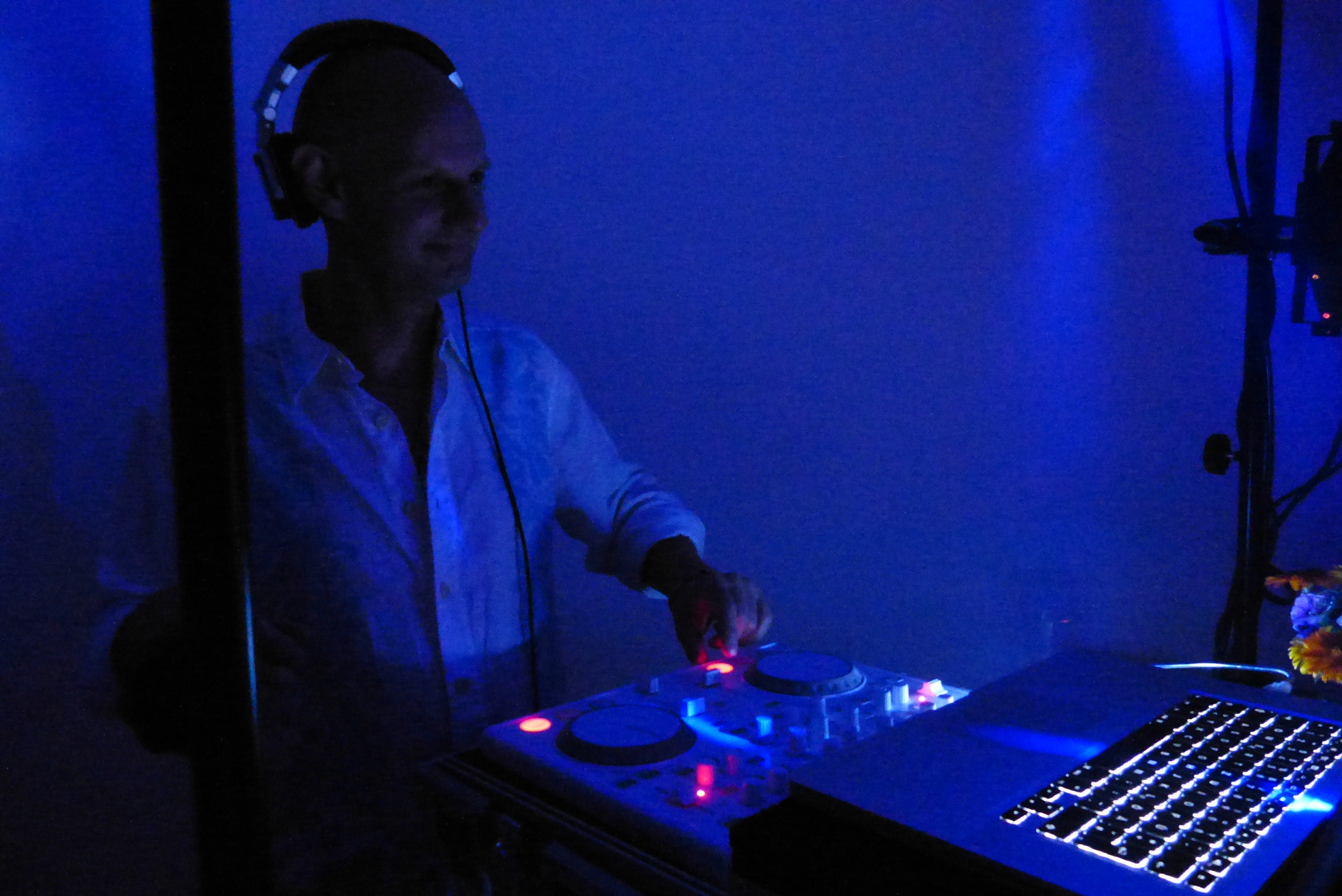 DJ Suncold