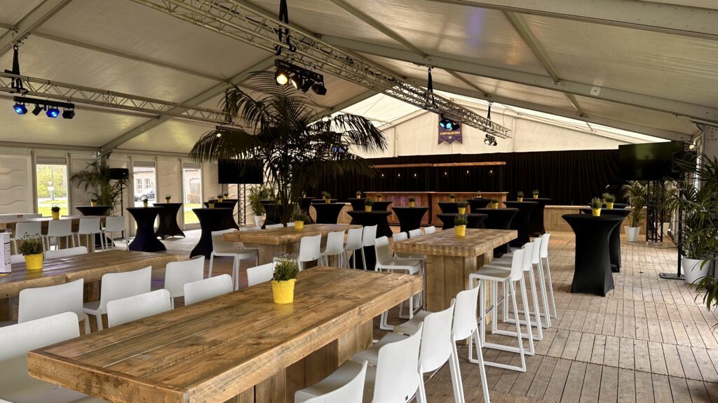 Kadertent huren