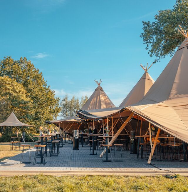 Tipi tents
