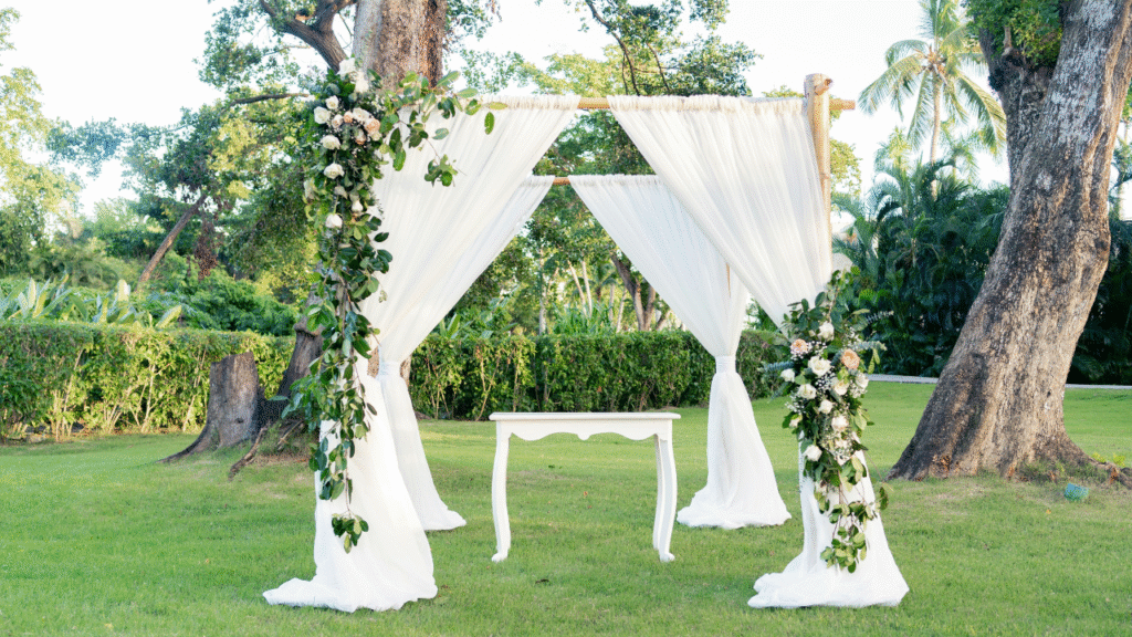 Arco Floral Sencillo para Boda