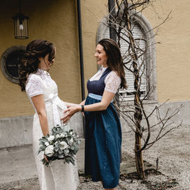 Brautumstandsdirndl Verleih
