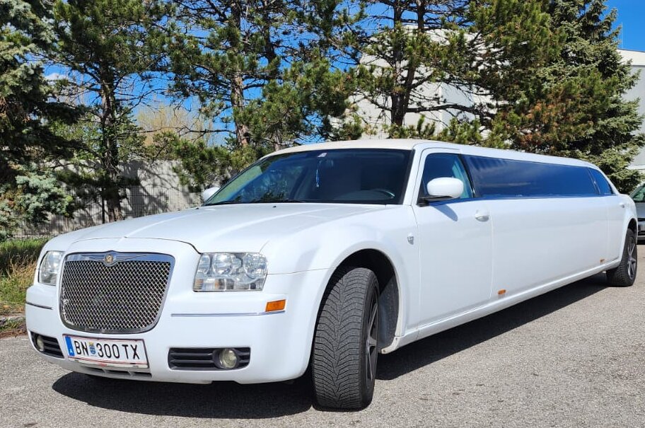 Stretchlimo Chrysler 300C
