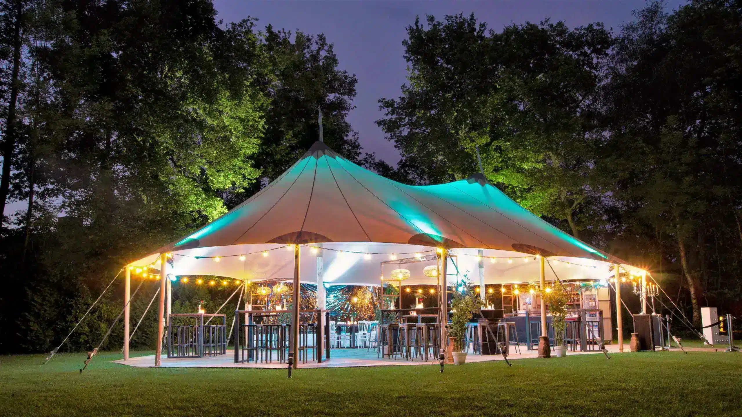 Sailcloth tent