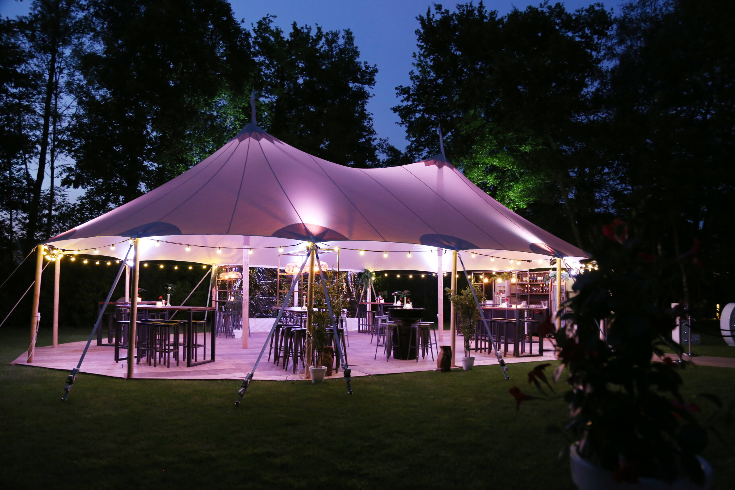 Sailcloth tent