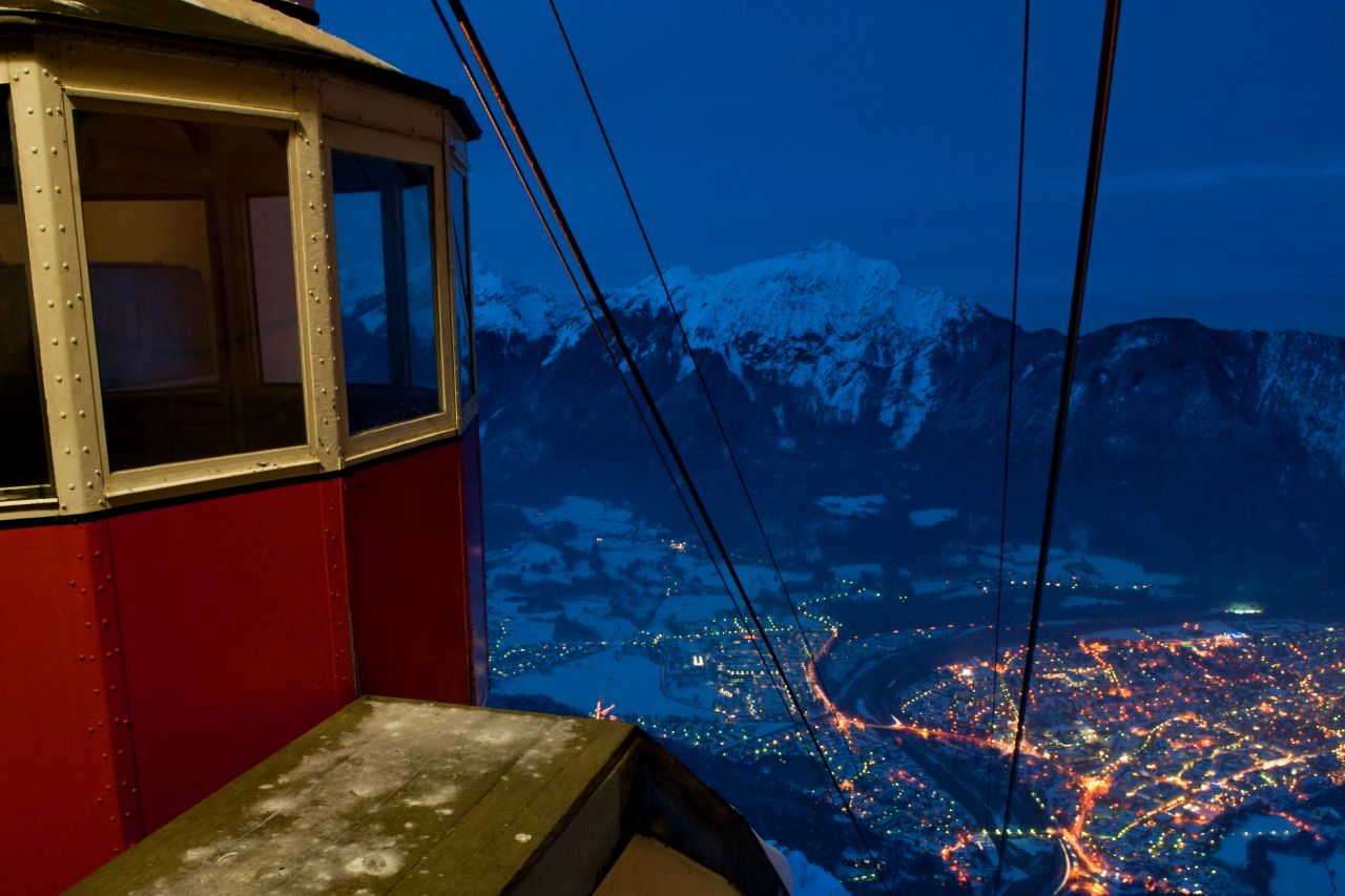 Schneeschuhwandern & LVS-Training Teamevent