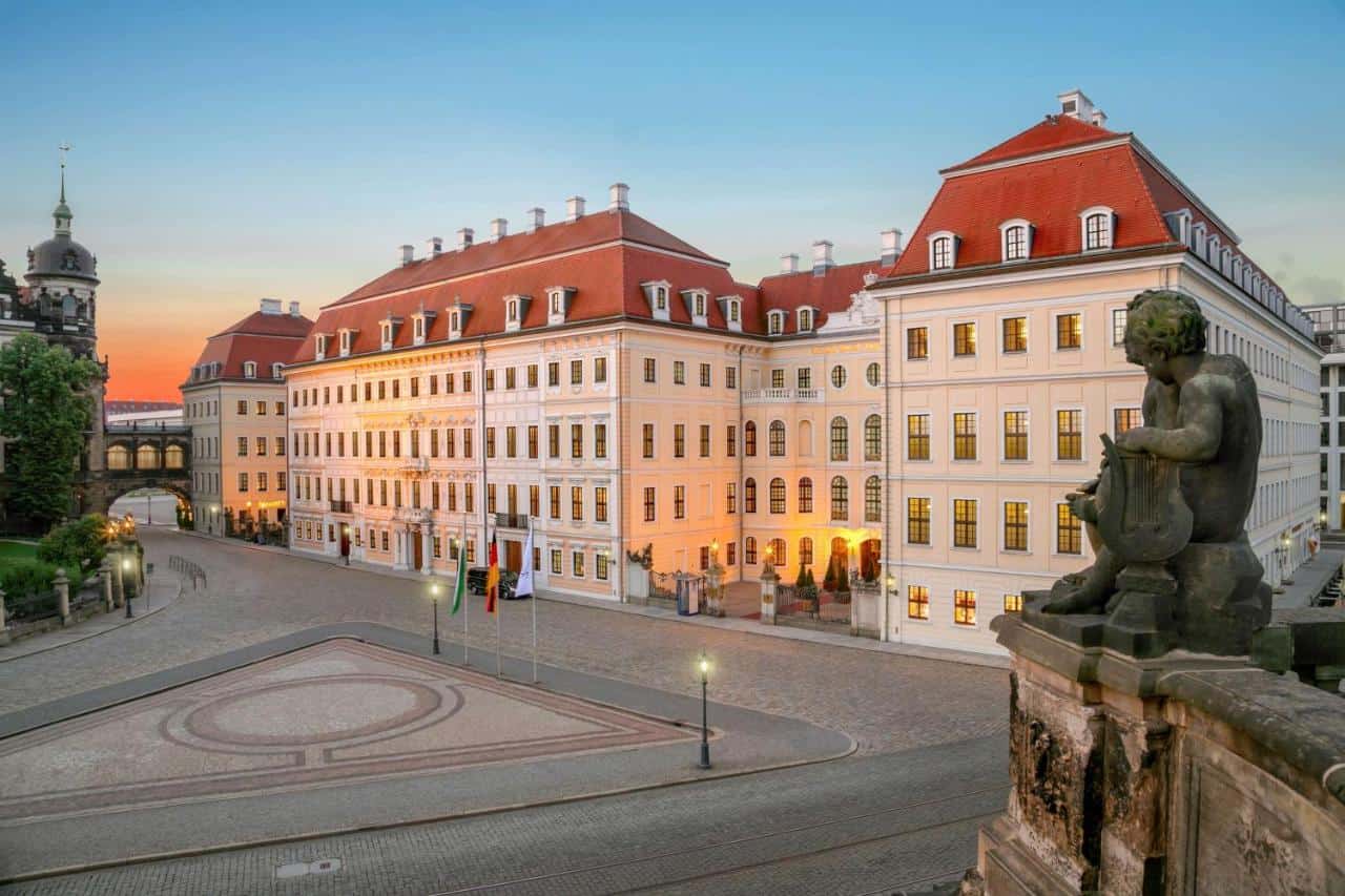 Silvesterspecial im luxuriösen 5 Sterne Hotel mit Silvesterkonzert in der Semperoper