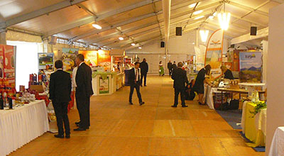 Ausstellungszelt