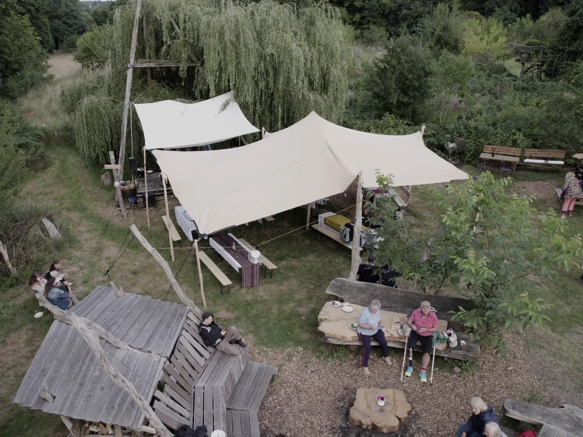 Stretchzelt 162 qm (9 x 18 m)