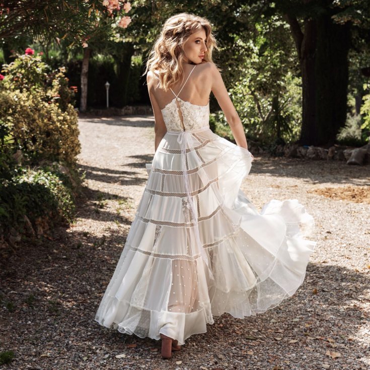 Alquiler de vestidos de novia y fiesta