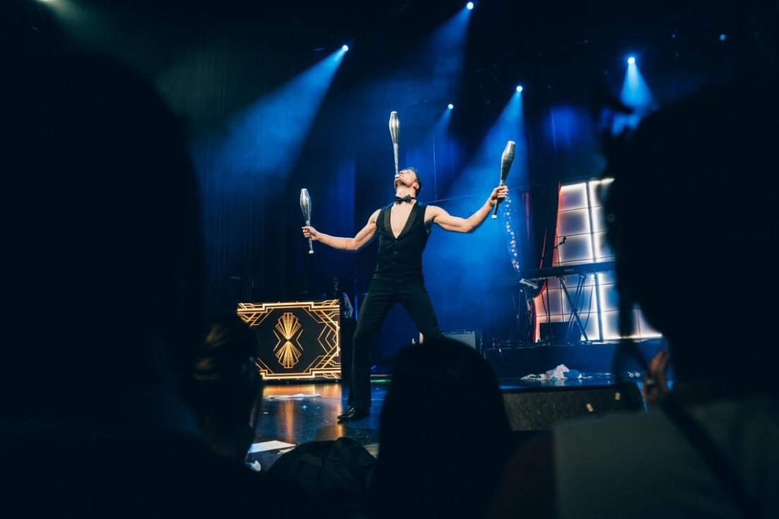 Jongleur Bart Hoving - Jonglage der Superklasse