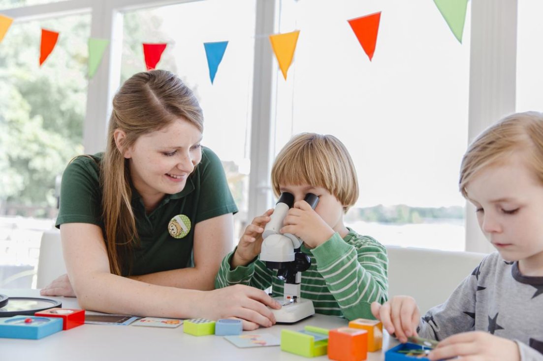 Leo-Kinderevents Kinderevents mit Konzept
