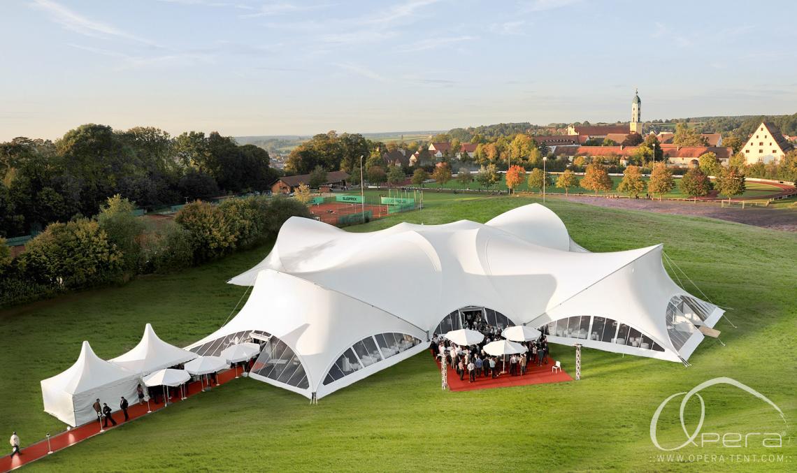 Opera GmbH & Co. KG ELEGANT | FUNKTIONAL | SPEKTAKULÄR