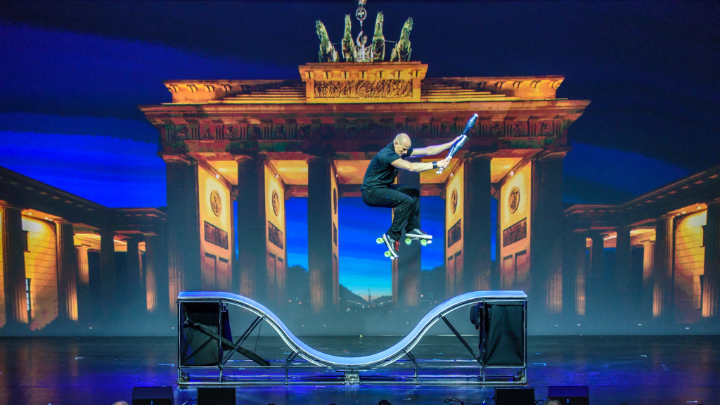 TJ-WHEELS RollschuhShow & James Bond Akrobatik