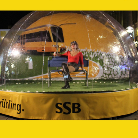 Begehbare Oster-Kugel für Foto Promotion