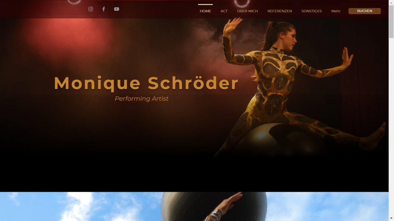 Monique Schröder Performing Artist