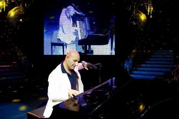 Vadim Abramoff - Pianist & Entertainer für Gala-Events, Messen & Hochzeiten