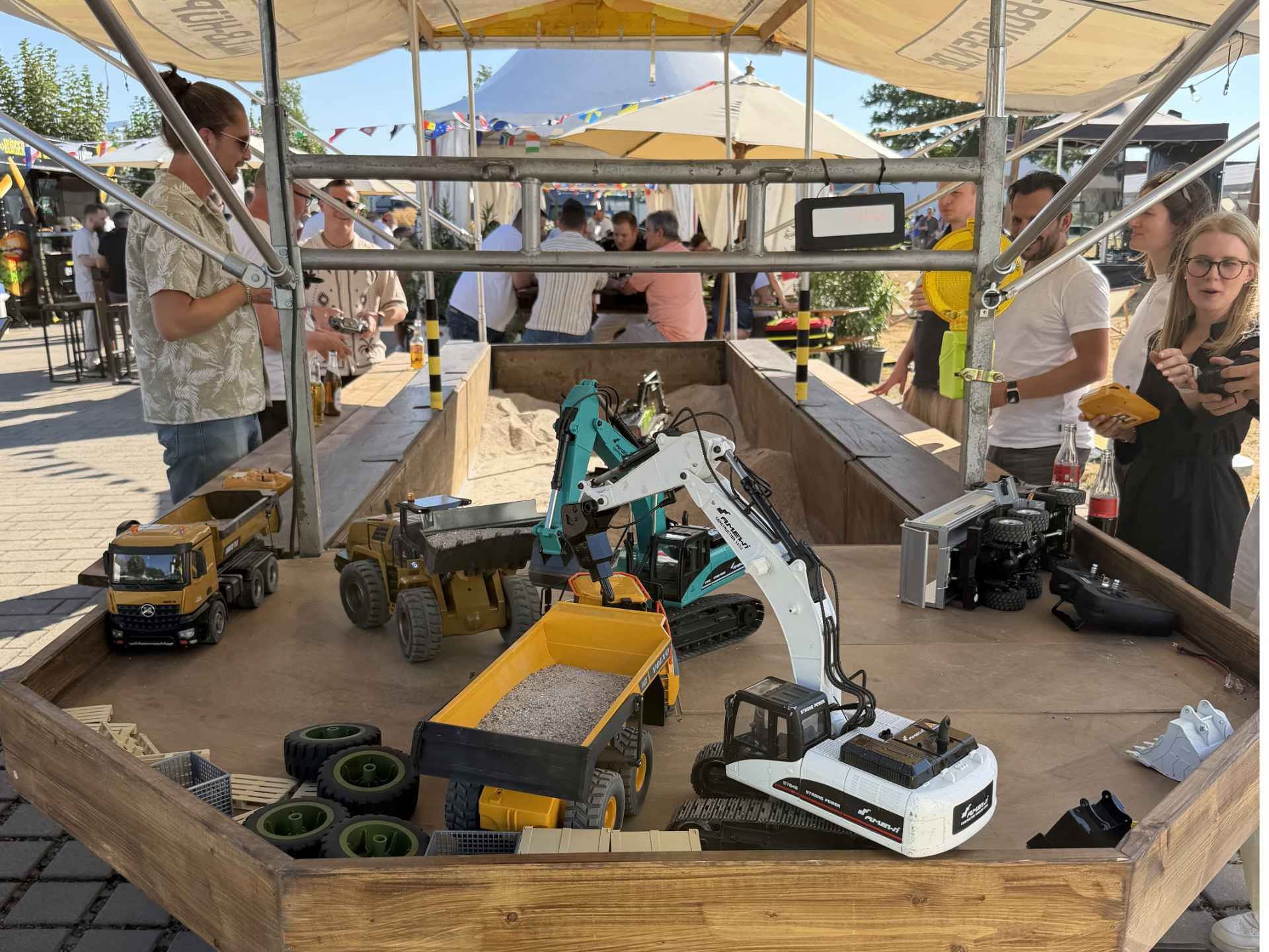 Die Mobile Bagger Bar - Mobiler RC Baustellenspass